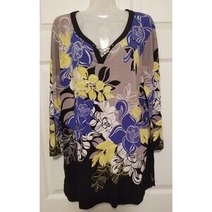 Women's Tunic Top Shirt Size XL Floral Studded V-Neck Metal Accent 3/4 Sleeve